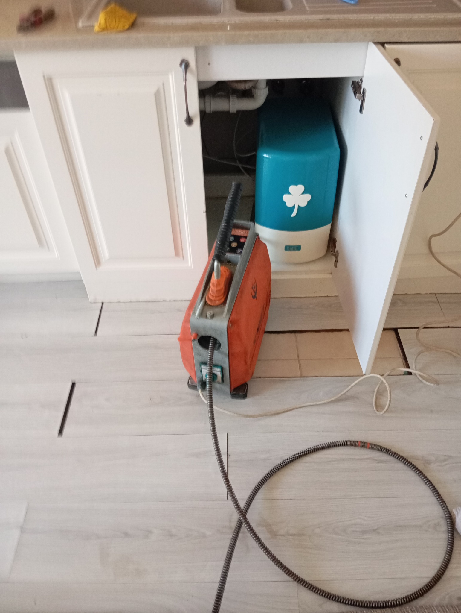 Lavabo hattı kontrolü ve akış testi